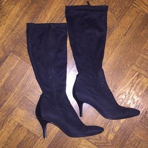 Suede heeled boots